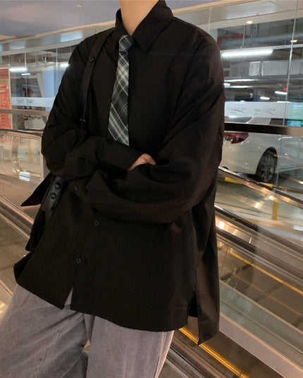 Męska koszula klasyczna o luźnym kroju