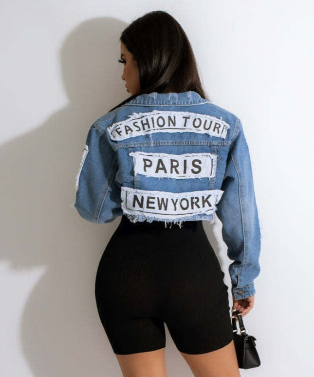 Damska kurtka jeansowa krótka z nadrukiem na plecach