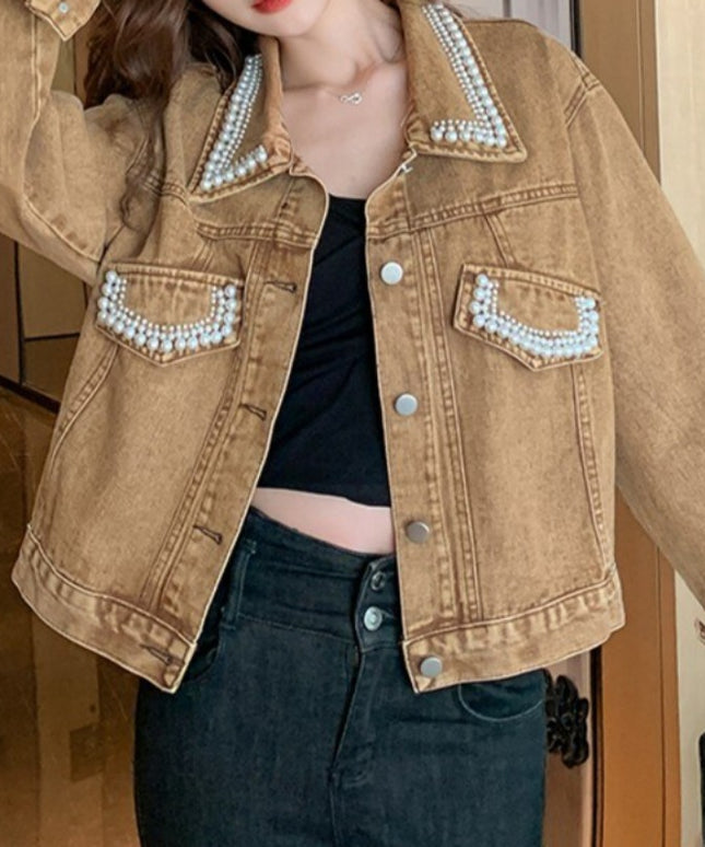 Damska kurtka jeansowa zdobiona imitacją pereł