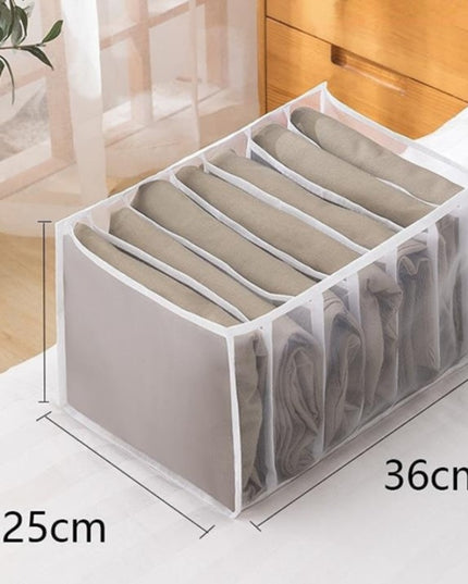 Organizer z przegródkami na ciuchy