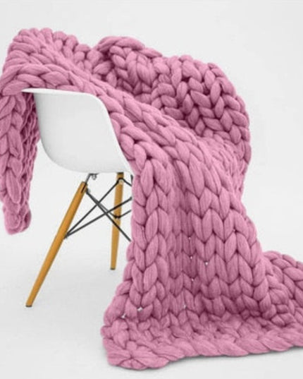 Pleciony koc sweterkowy ręcznie dziergany