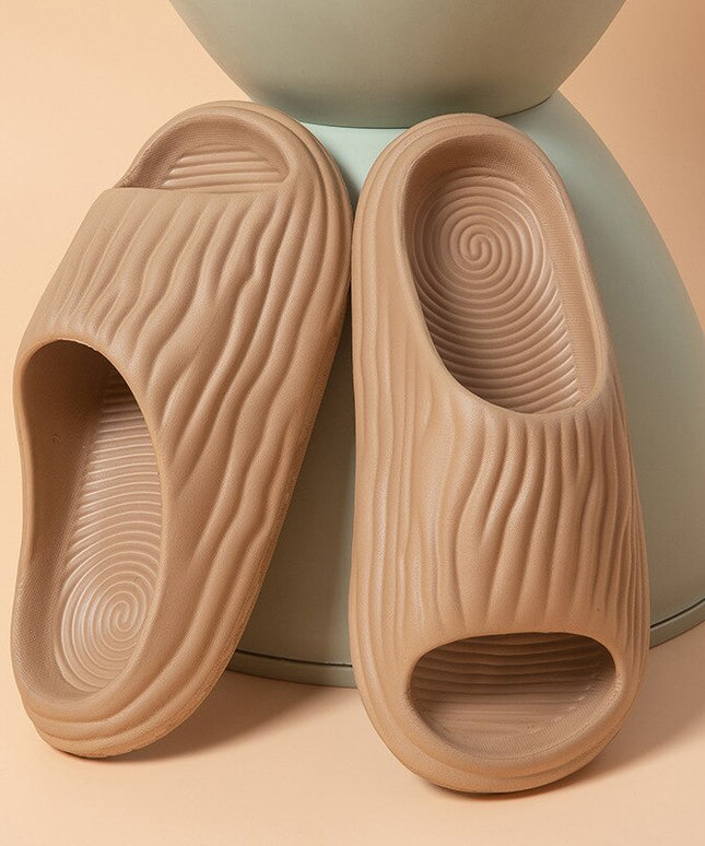 Klapki w pastelowych kolorach