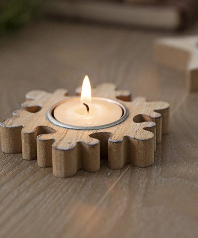 Świąteczny świecznik drewniany na t-lighty w kształcie śnieżynki