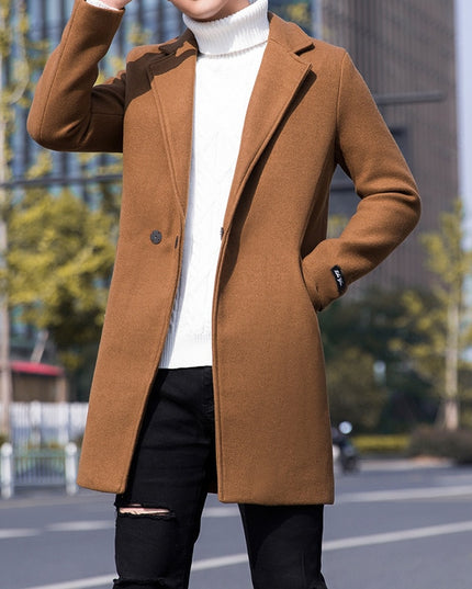 Męski płaszcz zapinany na guzik