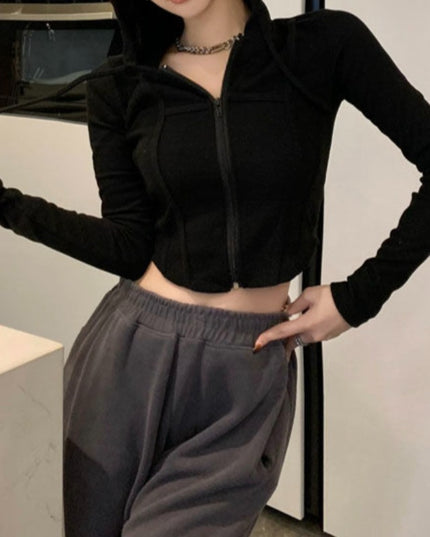 Damska bluza dopasowana rozpinana z kapturem