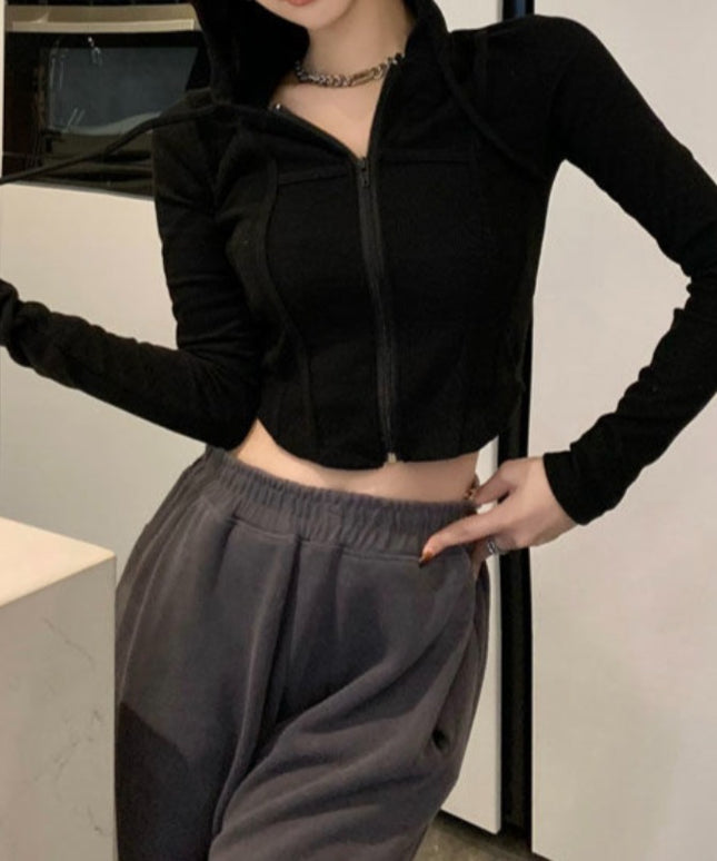 Damska bluza dopasowana rozpinana z kapturem