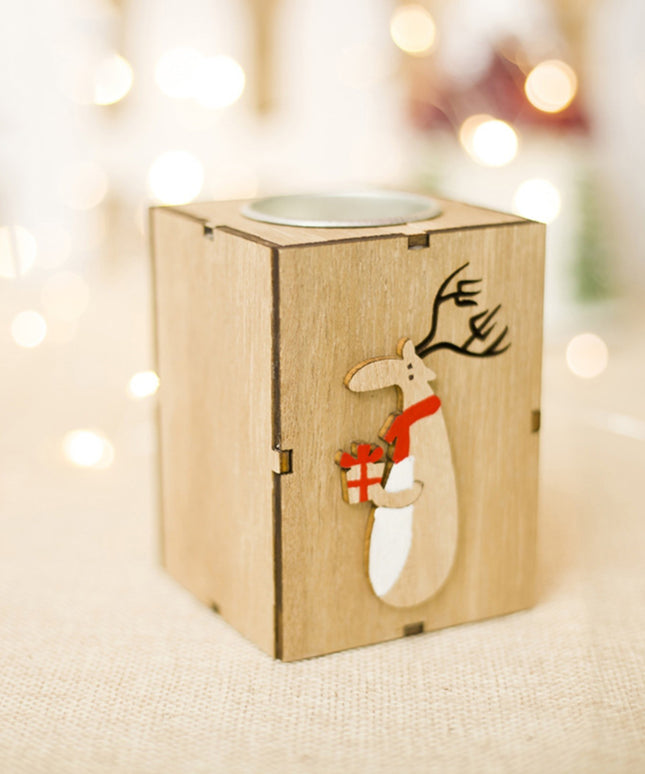 Świąteczny świecznik drewniany z trójwymiarowym reniferem