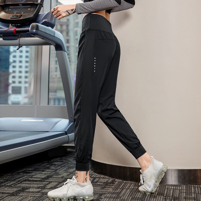 Damskie sportowe spodnie dresowe