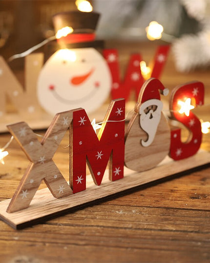 Świąteczna figurka z napisem XMAS