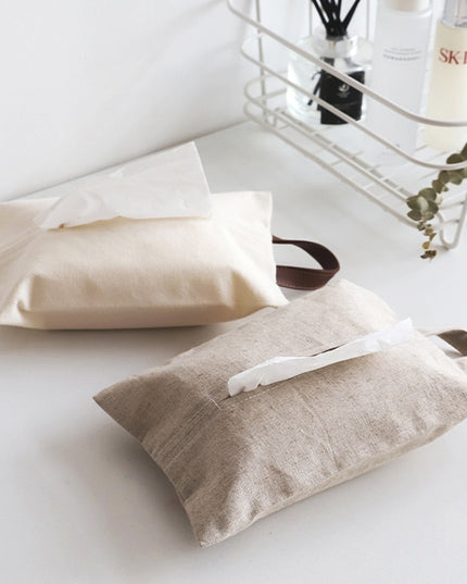 Pudełko na chusteczki z zawieszką w jasnych kolorach