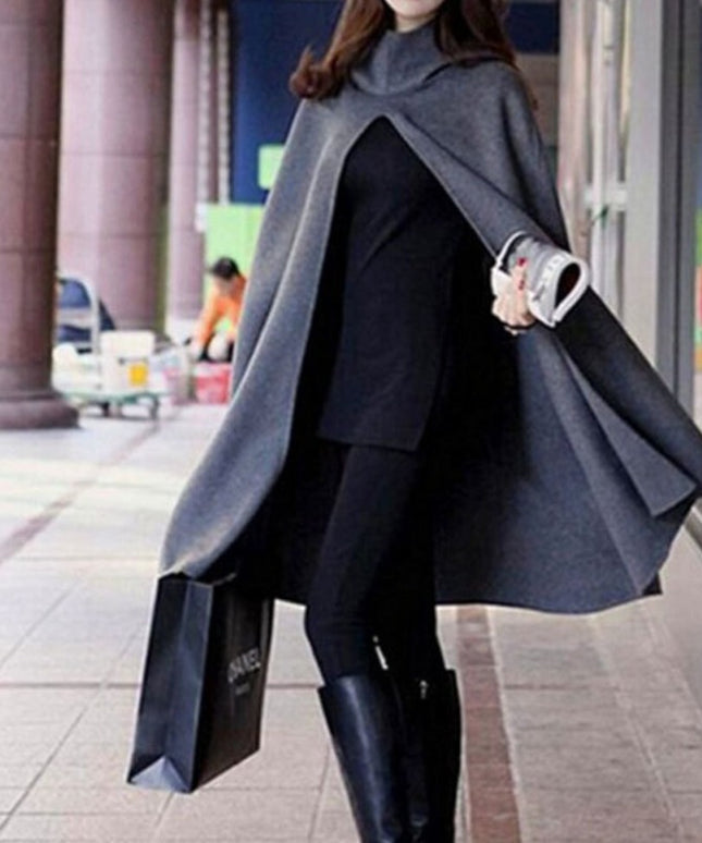 Damski sweter typu ponczo z kapturem