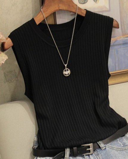 Damski top na szerokich ramiączkach w prążki