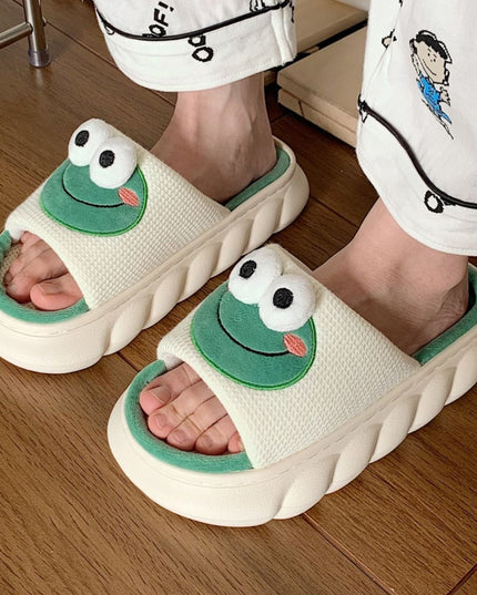 Komfortowe klapki na platformie z motywem żaby