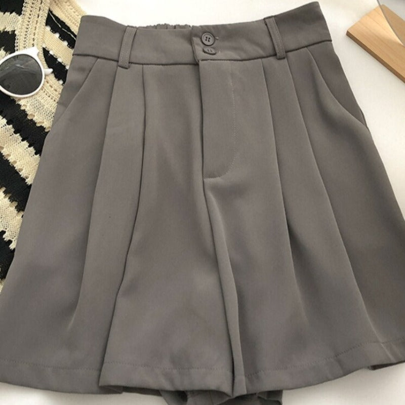 Damskie szorty eleganckie rozszerzane ku dołowi