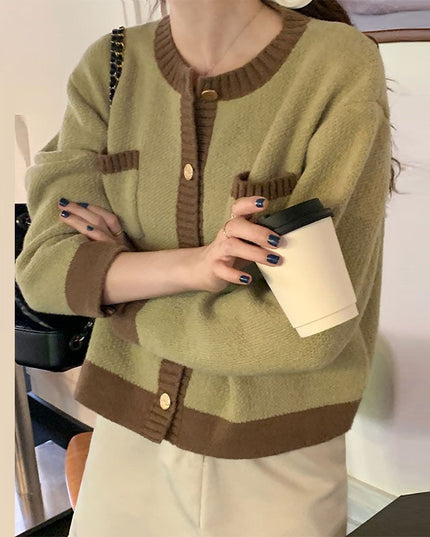 Damski sweter typu kardigan z kieszonkami