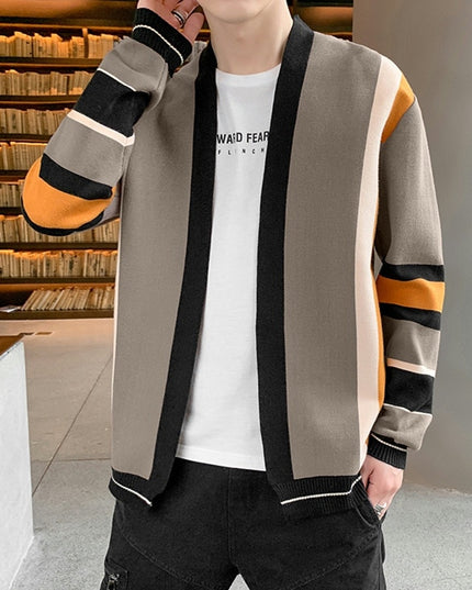 Męski sweter typu kardigan w ozdobne pasy