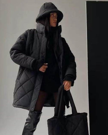 Damska kurtka zimowa pikowana zapinana na zatrzaski