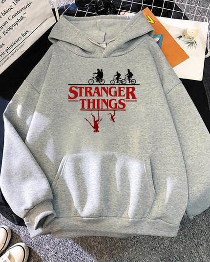 Damska bluza z kapturem z napisem STRANGER THINGS