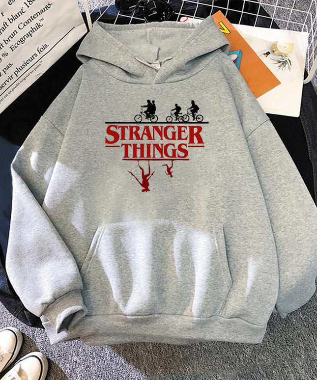 Damska bluza z kapturem z napisem STRANGER THINGS