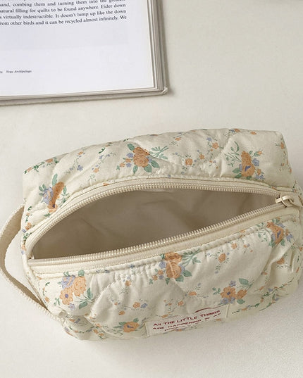 Kosmetyczka bawełniana z uchwytem w kwiaty