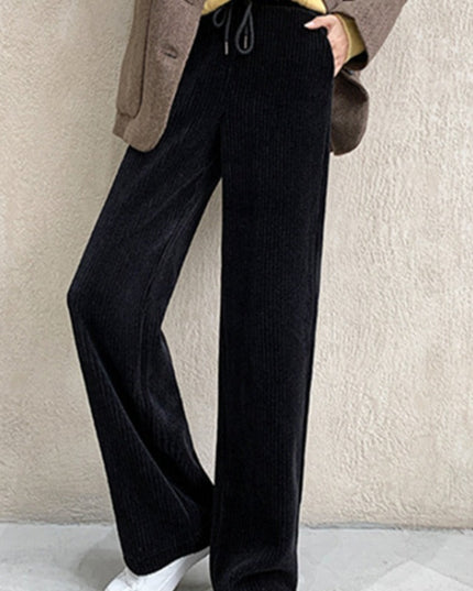 Damskie spodnie dresowe z szerokimi nogawkami