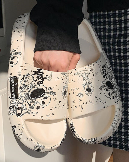 Klapki basenowe ze wzorem