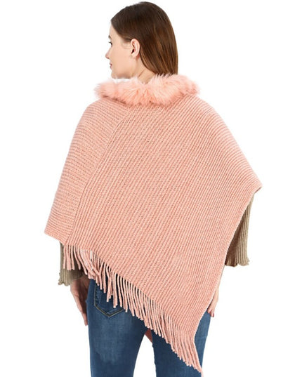 Damski sweter dziergany typu ponczo obszyty futerkiem