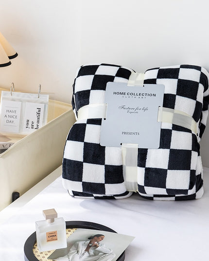 Miękki koc ozdobny w kratkę