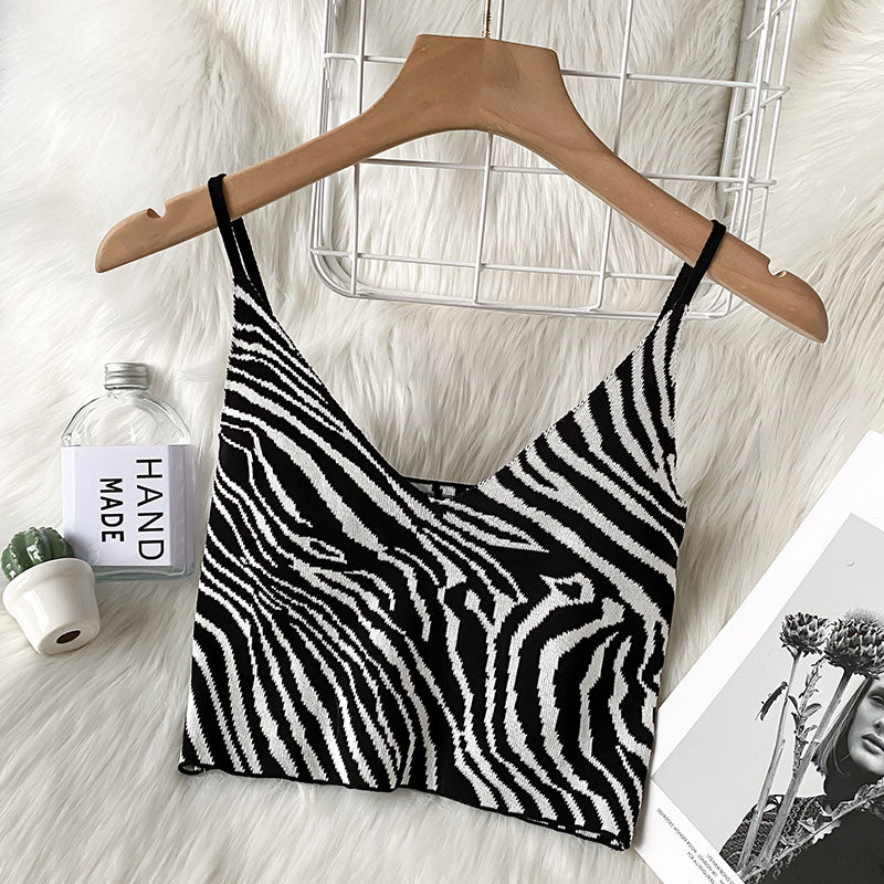 Damski crop top na ramiączkach we wzór zebry