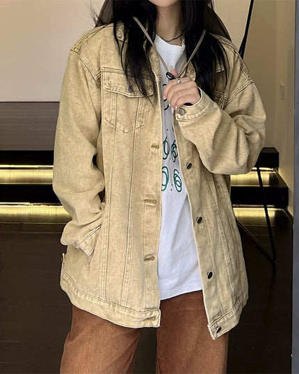 Damska kurtka jeansowa klasyczna o luźnym kroju