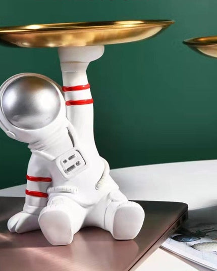 Figurka funkcjonalna astronauta z tacą