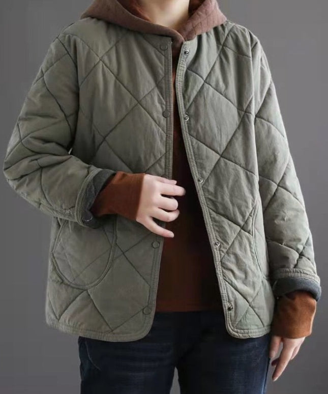 Damska kurtka przejściowa pikowana zapinana na zatrzaski