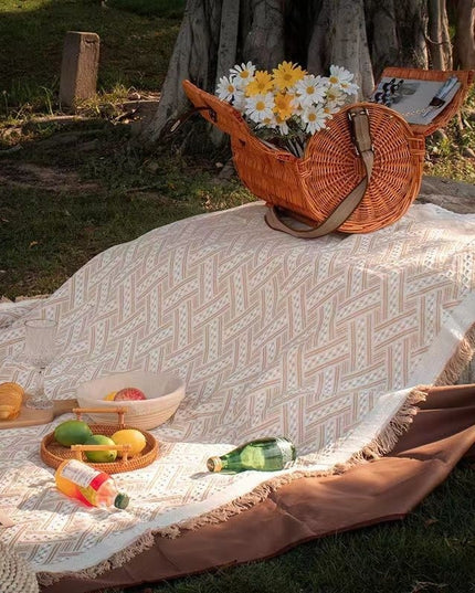 Ozdobny pled w azteckie wzory