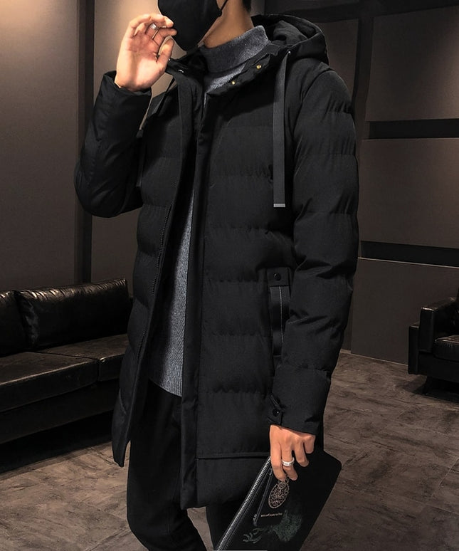 Męski płaszcz zimowy pikowany z kapturem