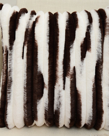 Poszewka na poduszkę pluszowa z ciekawym wzorem