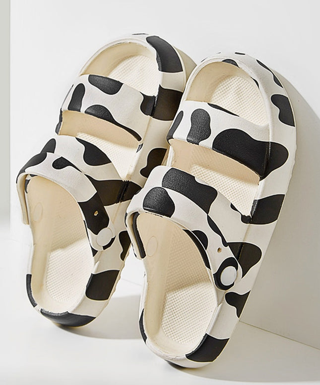 Damskie klapki białe w czarne łaty