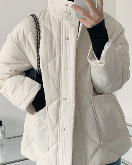 Damska kurtka zimowa wiązana w talii