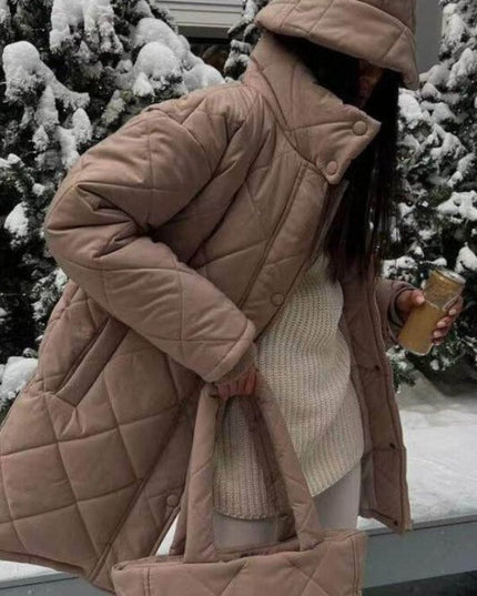 Damska kurtka zimowa pikowana zapinana na zatrzaski