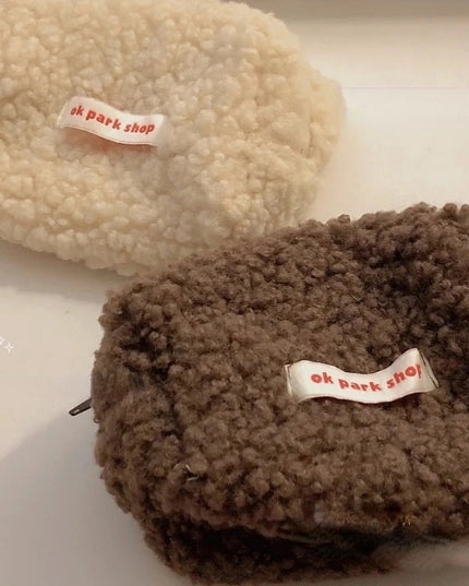 Kosmetyczka pluszowa z miękkiego materiału z nadrukiem