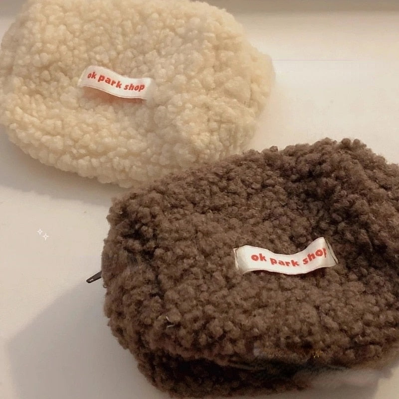 Kosmetyczka pluszowa z miękkiego materiału z nadrukiem