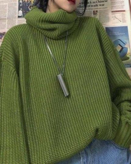 Damski sweter typu golf o oversizowym kroju