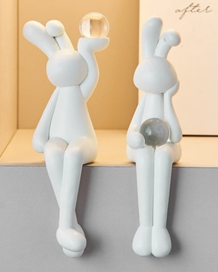 Figurka dekoracyjna królik siedzący w jasnych kolorach