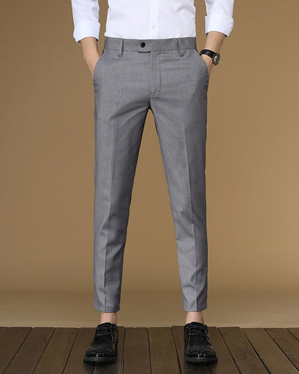 Męskie spodnie chinosy o klasycznym kroju