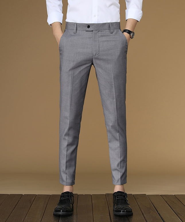 Męskie spodnie chinosy o klasycznym kroju