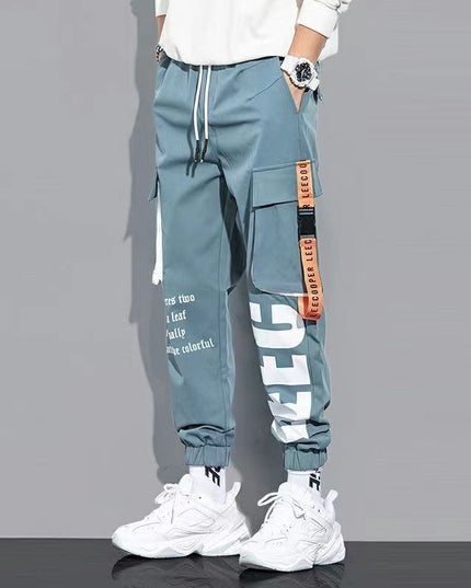 Męskie spodnie cargo z ozdobną klamrą