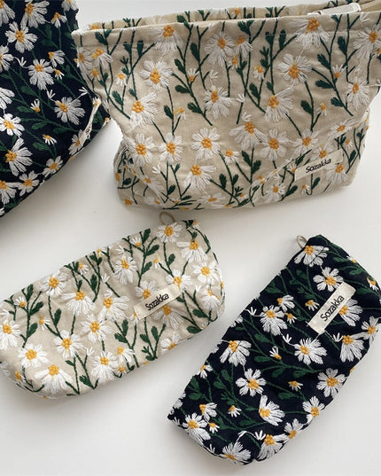 Kosmetyczka podróżna w kwiaty