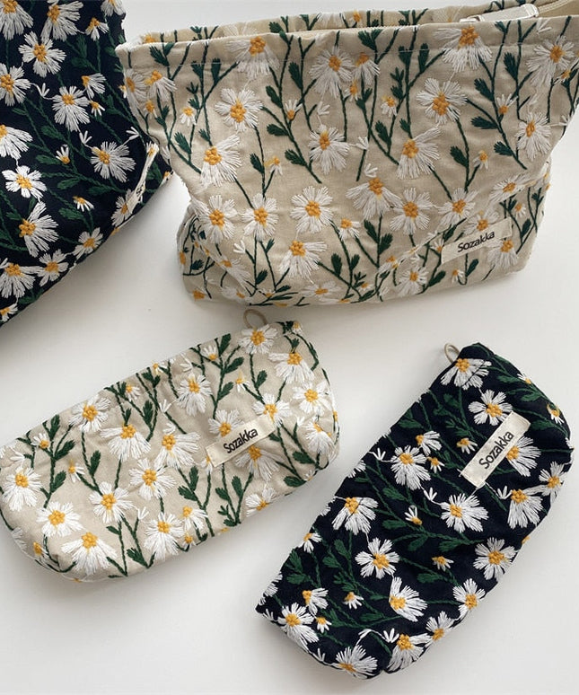 Kosmetyczka podróżna w kwiaty