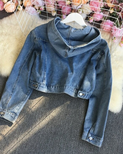 Damska kurtka jeansowa krótka z kapturem