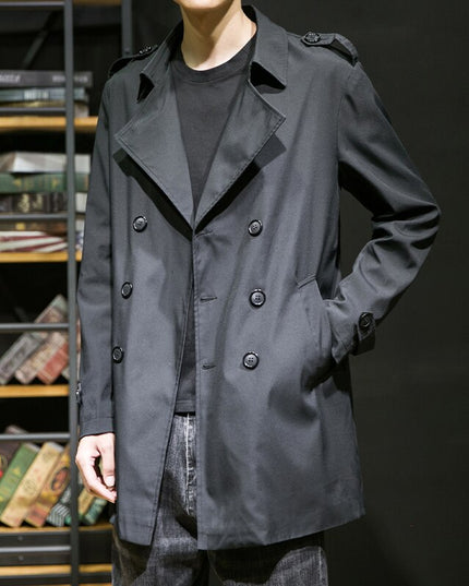 Męski klasyczny płaszcz trzyrzędowy