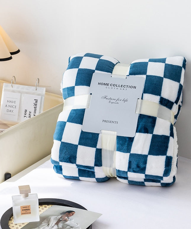 Miękki koc ozdobny w kratkę